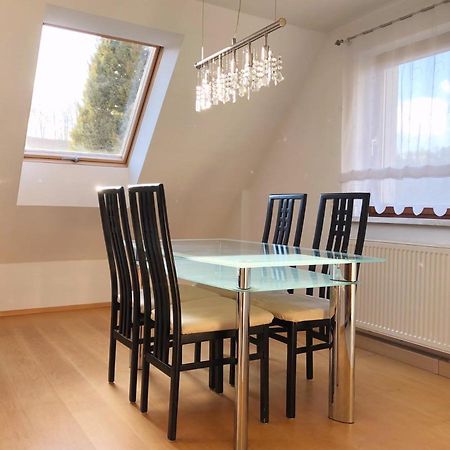 Grosse Wohnung Mit 2 Schlafzimmern Altensteig Buitenkant foto