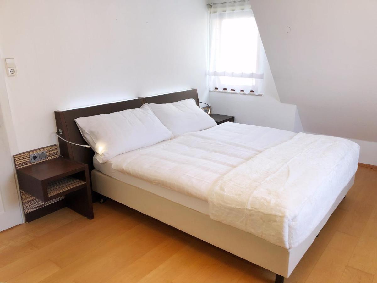 Grosse Wohnung Mit 2 Schlafzimmern Altensteig Buitenkant foto